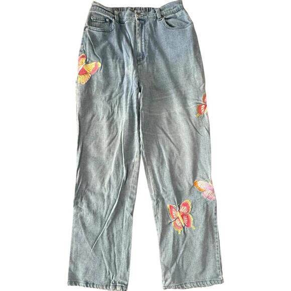 Quacker Factory Butterfly Embroidered Jeans – Size Medium - Picture 1 of 5